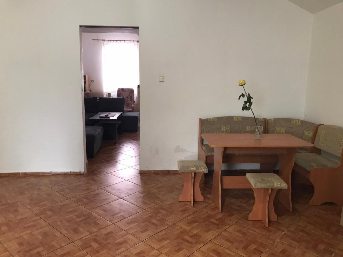 Ferienwohnung Dvacitka Budweis Exterior foto